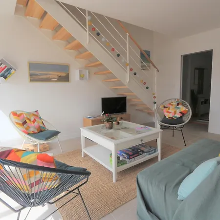 - Duplex Avec Terrasse, Plage, Restaurant Et Thalasso A Pied * Benodet